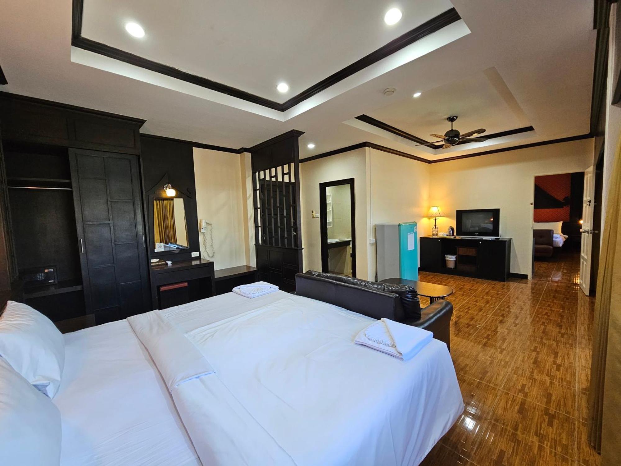 Nanai 2 Residence Patong Phuket Εξωτερικό φωτογραφία